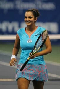 800px-Sania_Mirza_at_Citi_Open_Tennis_July_30,_2011
